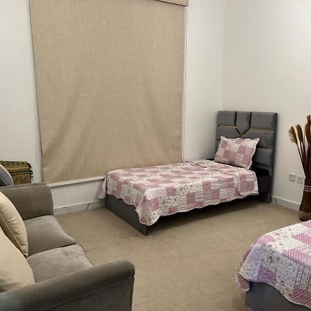 Oasis Tower Family Apartment 3004 Ajman Buitenkant foto