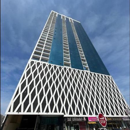 Oasis Tower Family Apartment 3004 Ajman Buitenkant foto