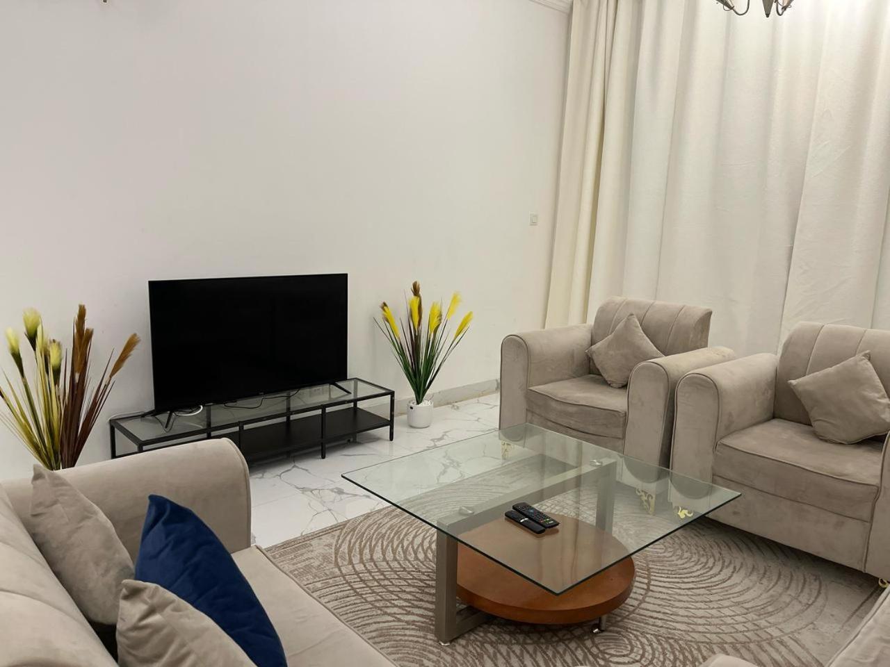 Oasis Tower Family Apartment 3004 Ajman Buitenkant foto